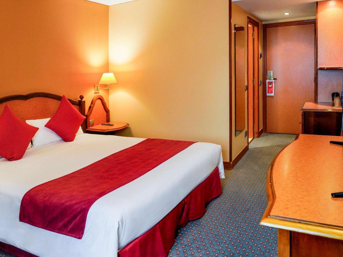 Mercure Andorra Екстер'єр фото